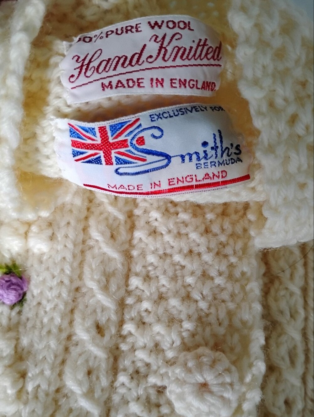 Smith's Of Bermuda Vintage Pure Wool Sweater Vest Cream Pastel Rosettes Size Med - Picture 14 of 16